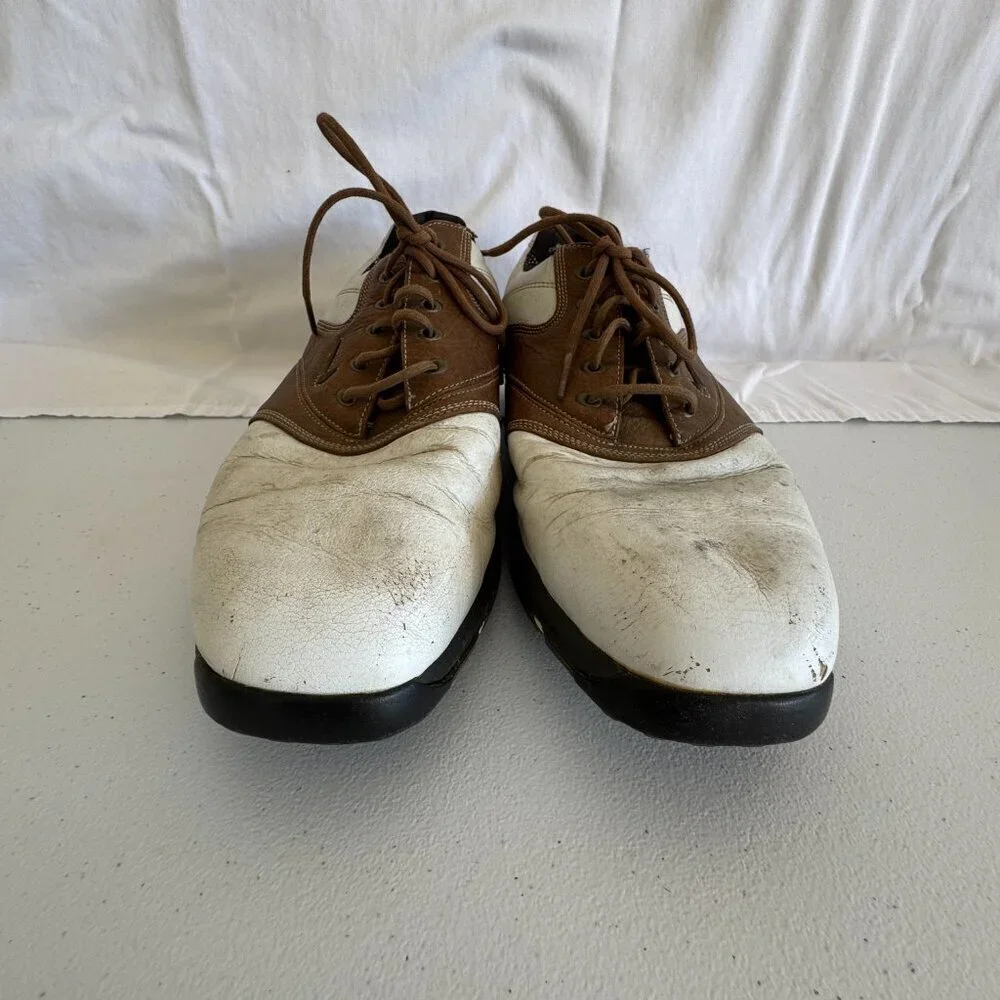 Nike Men's Brown and White Leather Golf Shoes Size 11 Soft Spikes Worn Condition